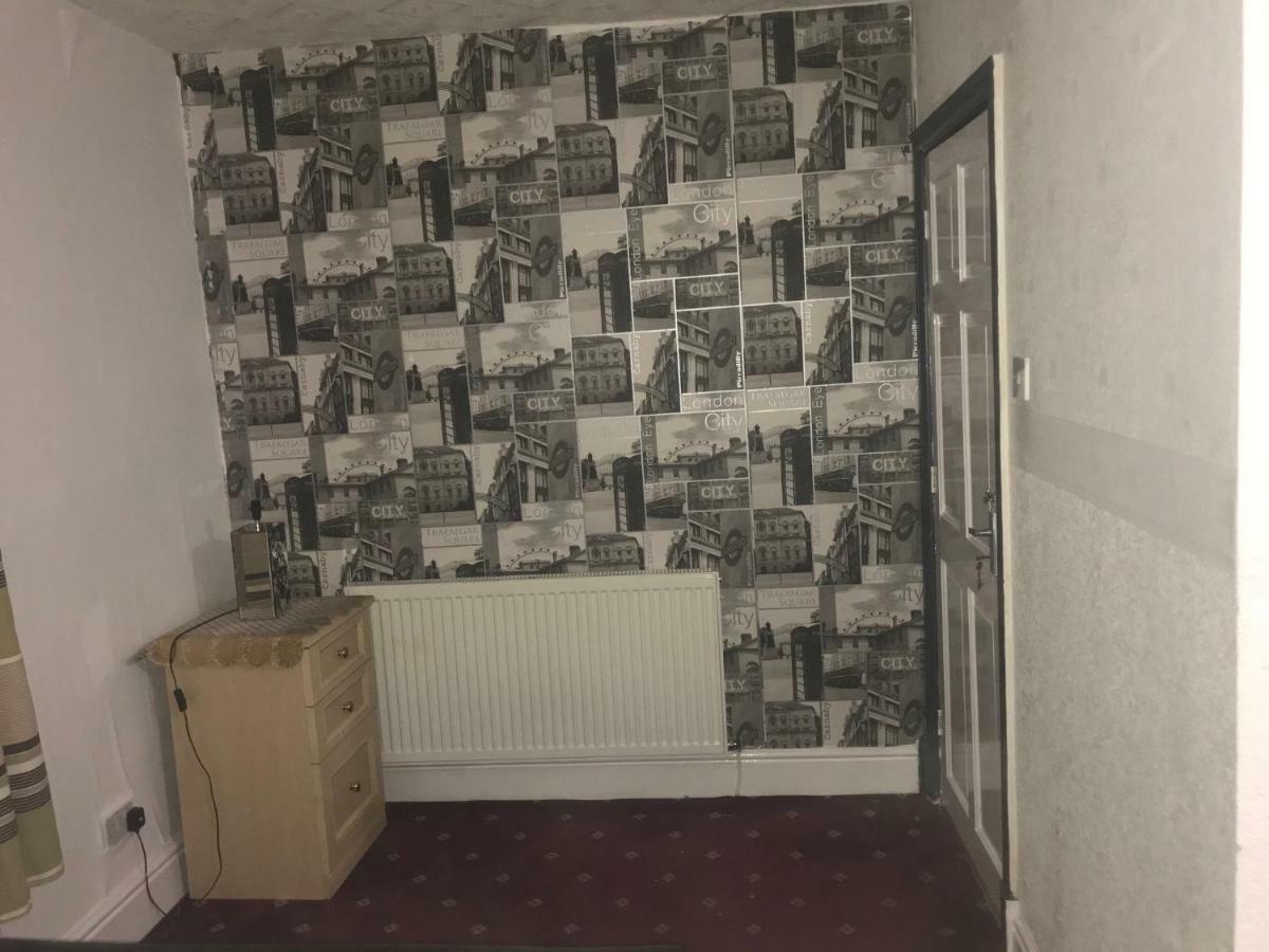Entire B&B Бёрнли Экстерьер фото