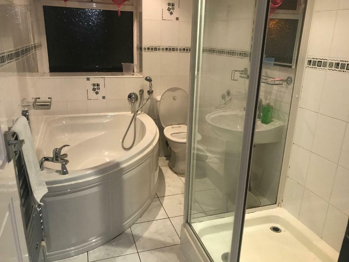 Entire B&B Бёрнли Экстерьер фото